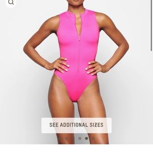 NWT Skims swim taffy one piece sleeveless 2XL XXL